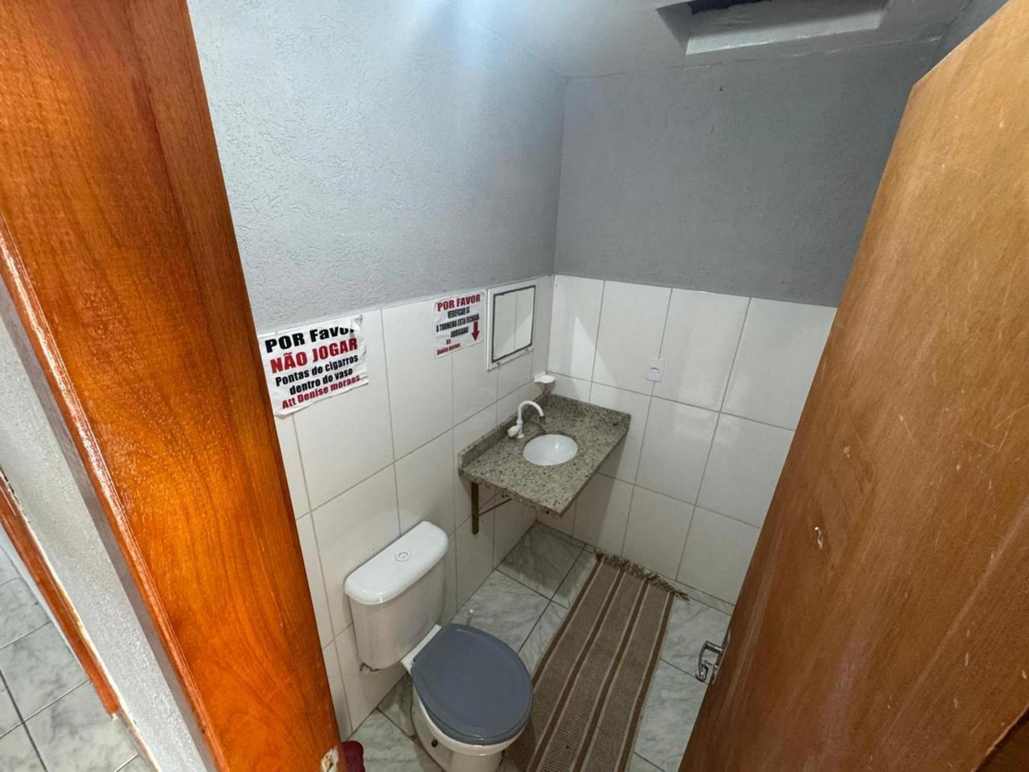 Quarto1 A Pe Da Na Rua Do Comercio Recreio * Rio de Janeiro